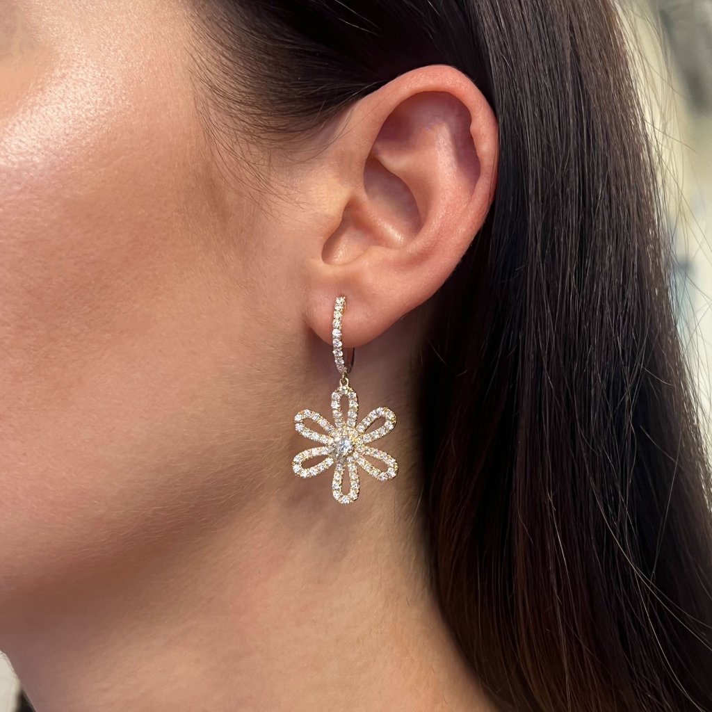 Rachel Koen 257cttw Round Cut Diamond Flower Drop Earrings 18k Yellow Gold 4399$